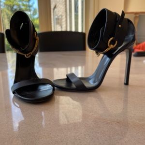 Gucci black leather how’s it ankle cuff stilettos